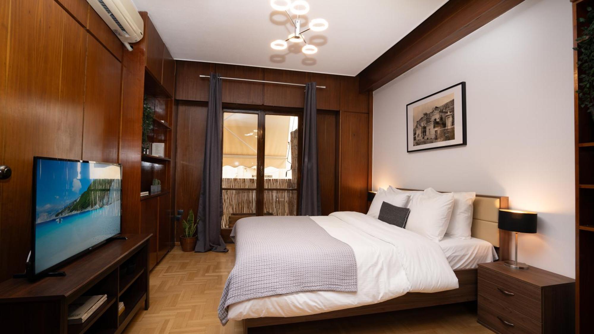 Quiet City Center Apt On A Pedestrian Street Athen Exterior foto